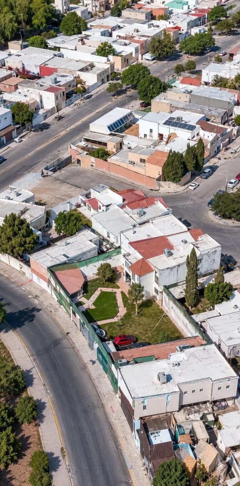 Galería de Propiedad de uso mixto en Residencial San José