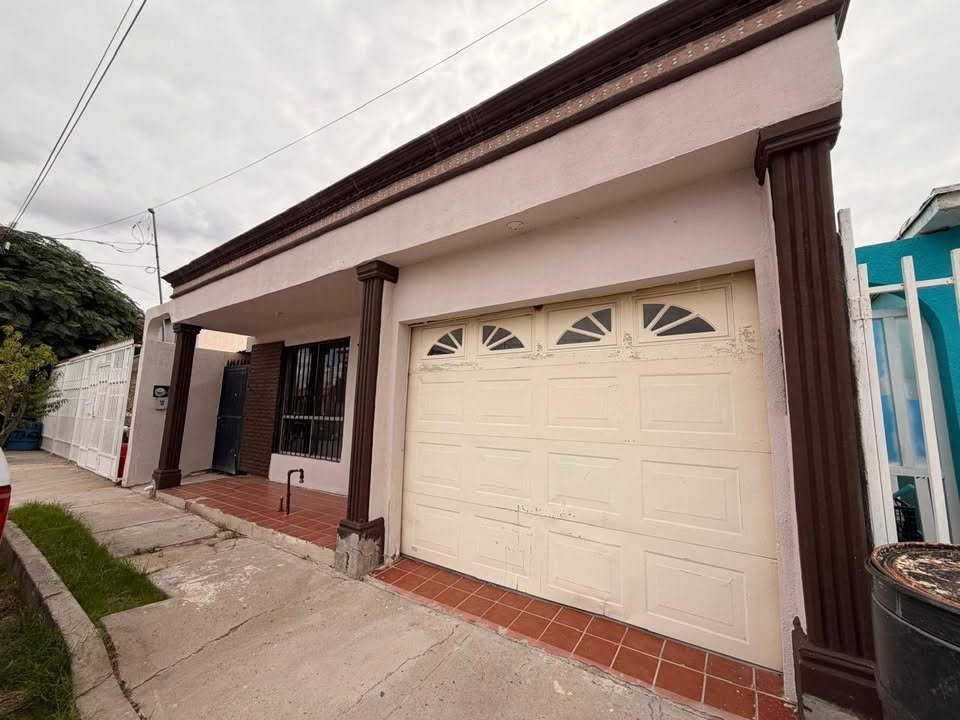 Casa en Fuentes del Valle